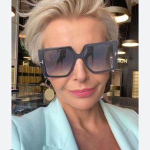 SOLD -Authentic Tom ford sunglasses Quinn 57mm gradient square sunglasses